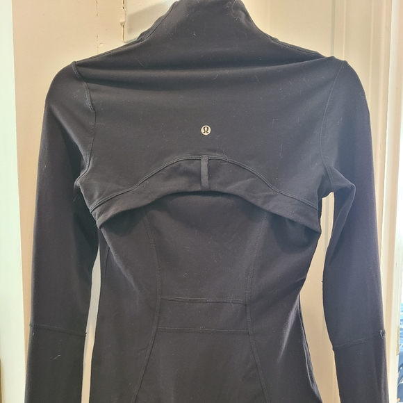 Lululemon Jacket - Picture 3 of 7